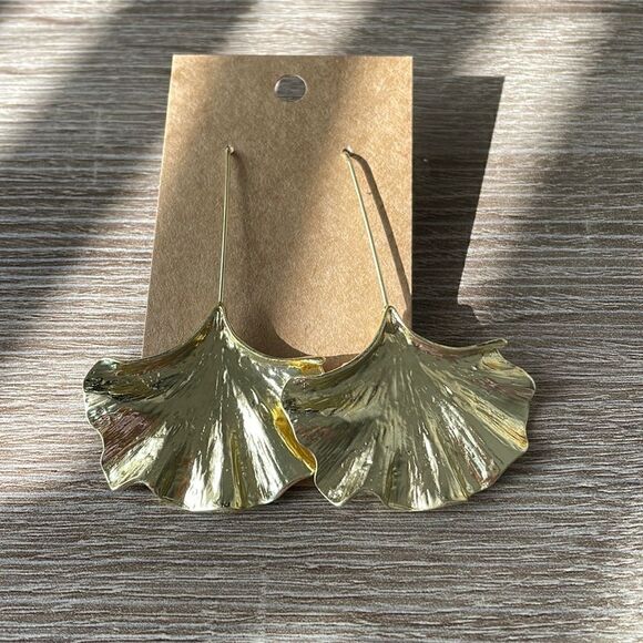 Ginkgo leaf drop N77 - Picture 4 of 4